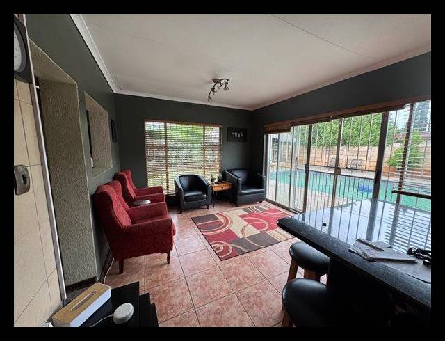 3 BEDROOM HOUSE FOR SALE IN BIRCHLEIGH